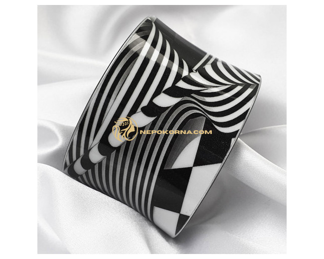 Гривна КОÐТРÐСТ - бÑла