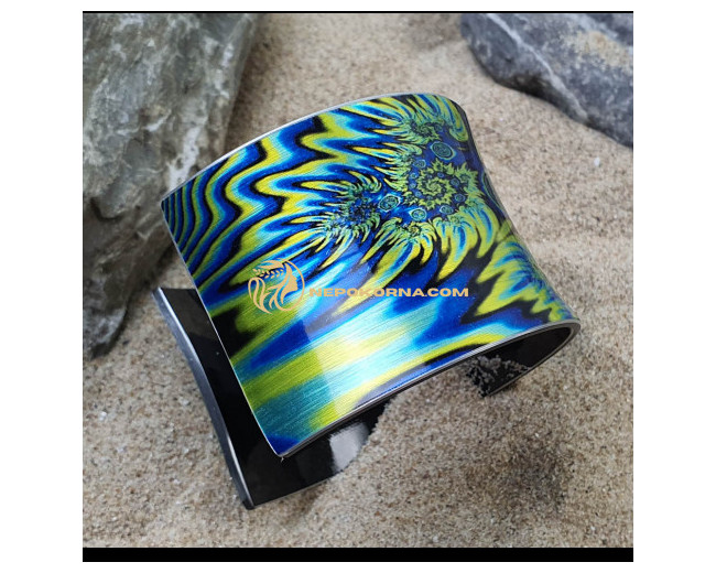 Гривна СИЯÐИЕ