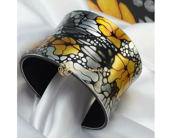 Гривна ПУСТИÐÐИ ПЕПЕРУДИ оранжеви Гривна ПУСТИÐÐИ ПЕПЕРУДИ оранжеви