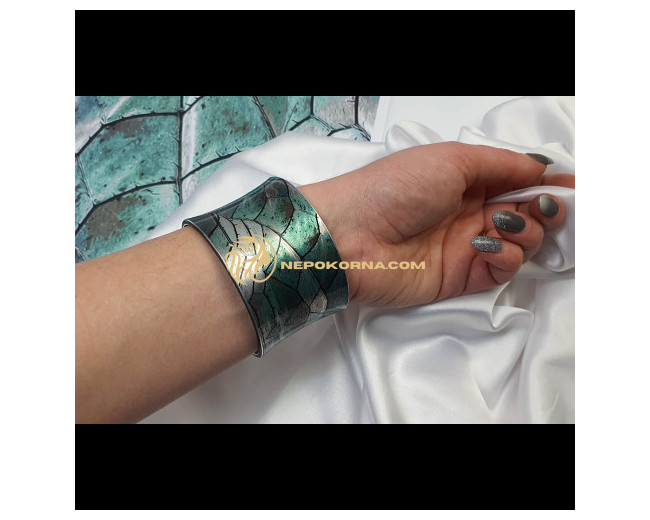 Гривна УМОРЕÐИ КРИЛРÐРСÐМОТÐТÐ