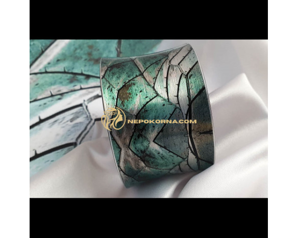 Гривна УМОРЕÐИ КРИЛРÐРСÐМОТÐТРГривна УМОРЕÐИ КРИЛРÐРСÐМОТÐТÐ