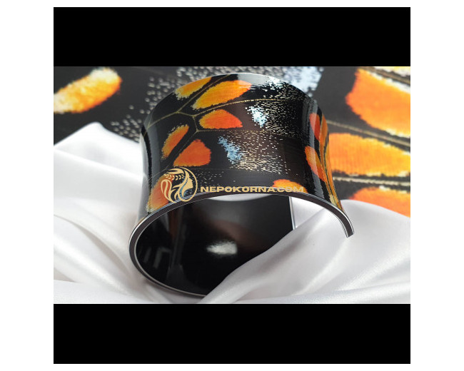 Гривна УМОРЕÐИ КРИЛРÐРЛЮБОВТÐ