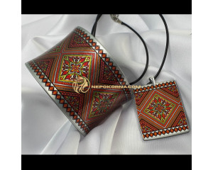 Гривна и колие Елена