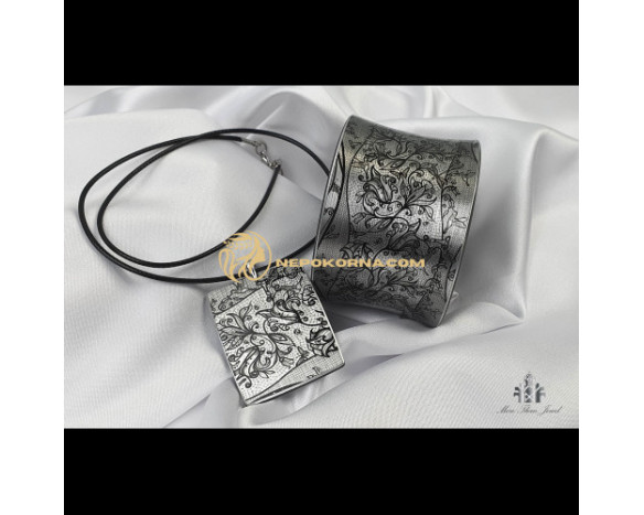 Гривна и колие ДИВÐРГривна и колие ДИВÐÐ