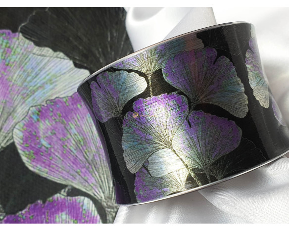 Гривна и колие ГИÐКО БИЛОБРлилаво-черна Гривна и колие ГИÐКО БИЛОБРлилаво-черна