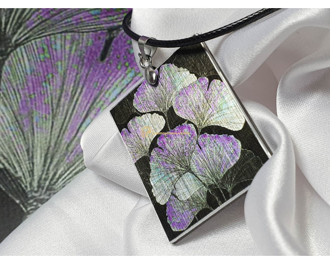 Гривна и колие ГИÐКО БИЛОБРлилаво-черна