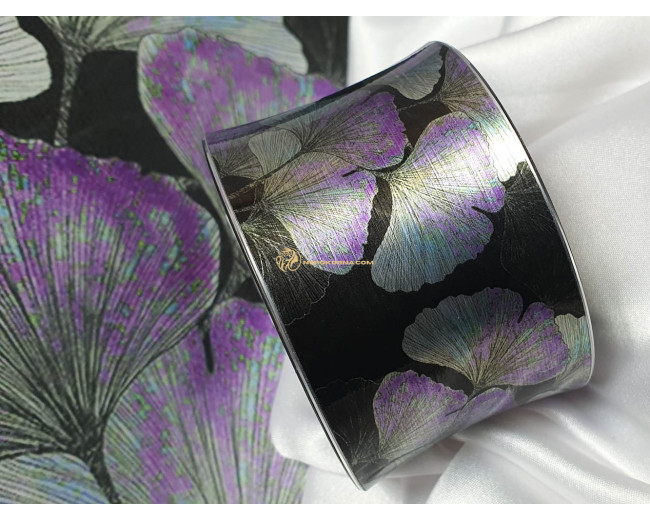 Гривна и колие ГИÐКО БИЛОБРлилаво-черна