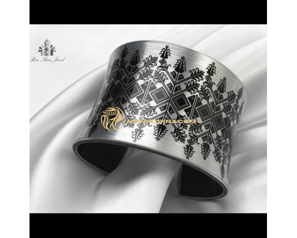 Гривна ВИКТОРИЯ Гривна ВИКТОРИЯ