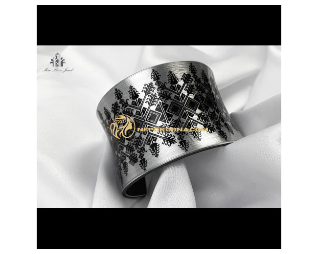 Гривна ВИКТОРИЯ