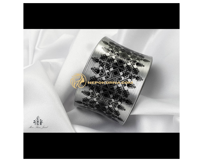 Гривна ВИКТОРИЯ